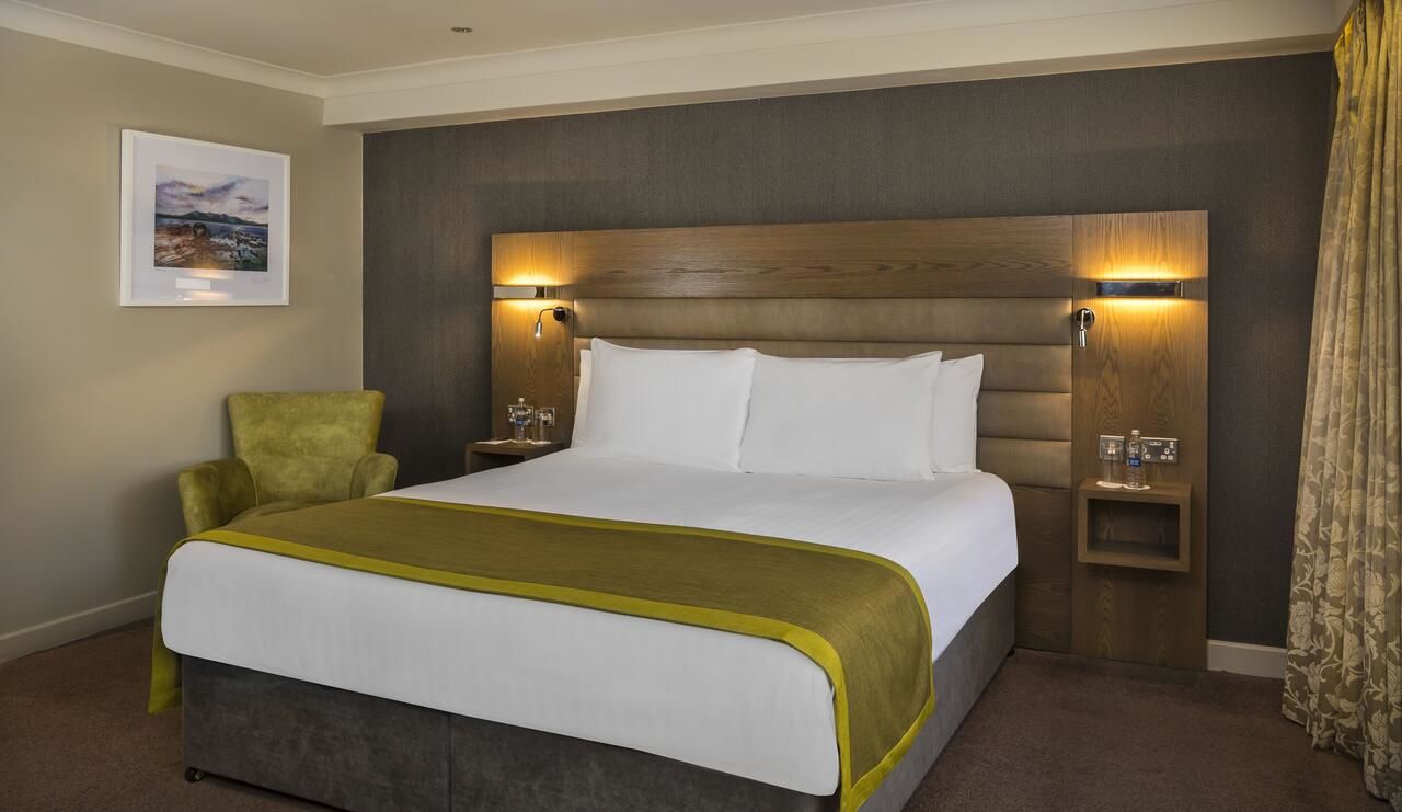 Отель Bonnington Hotel & Leisure Centre Дублин