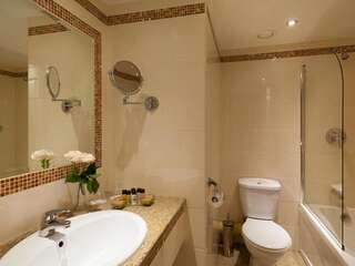 Отель Bonnington Hotel & Leisure Centre Дублин Классический двухместный номер с 1 кроватью или 2 отдельными кроватями-6