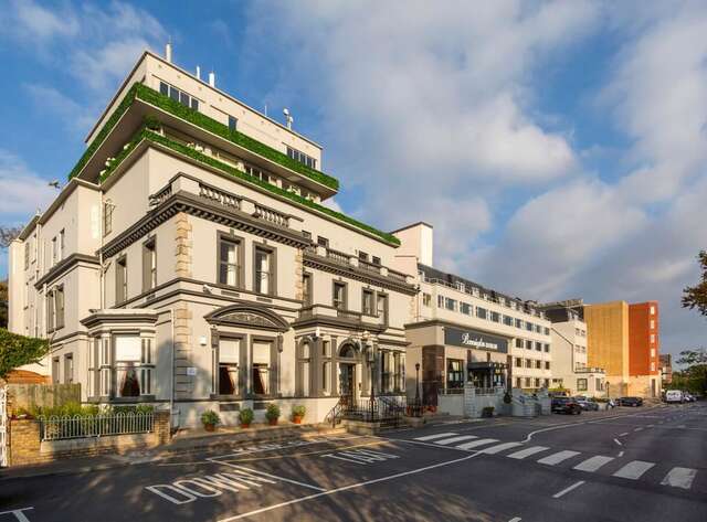 Отель Bonnington Hotel & Leisure Centre Дублин-33
